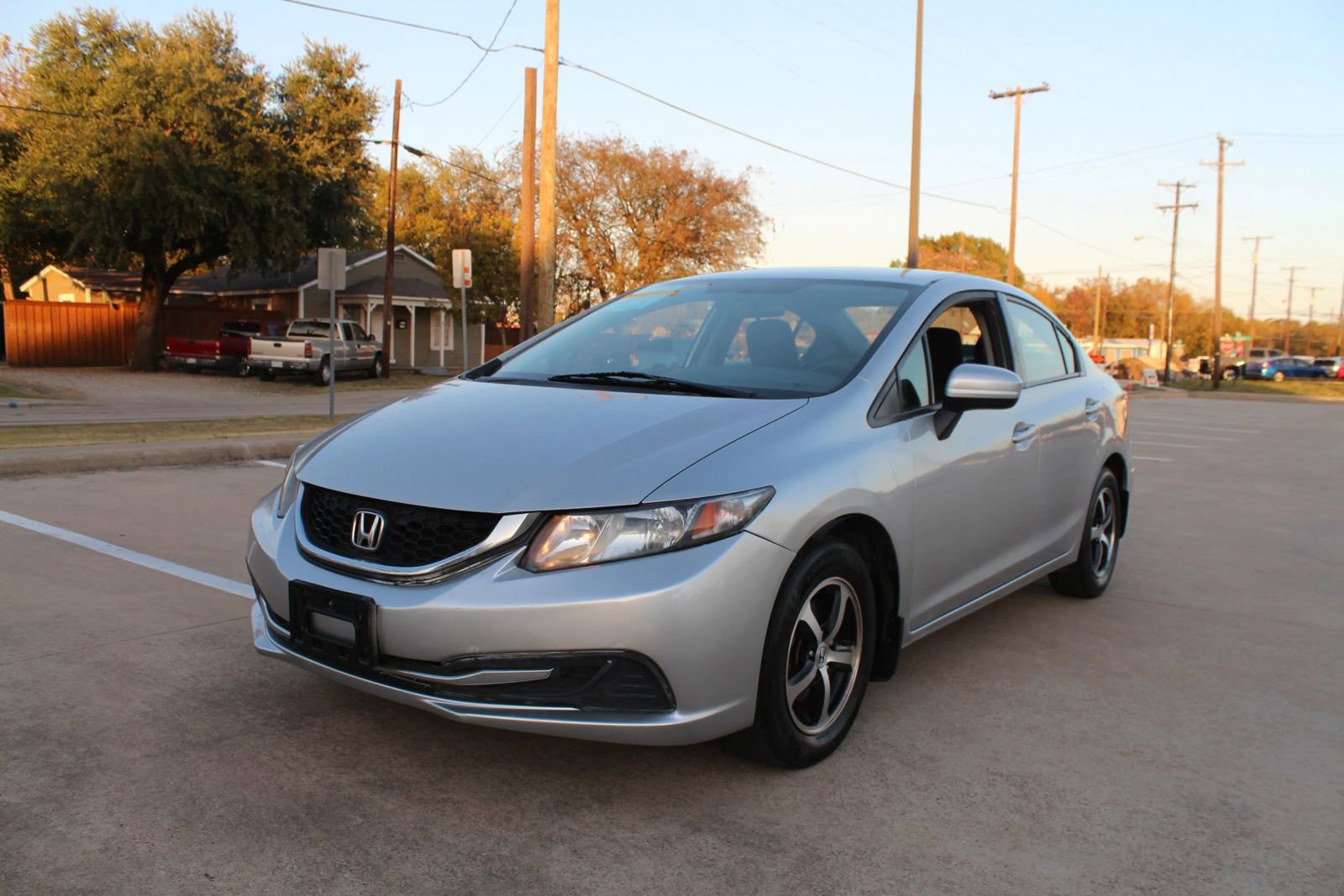 Used 2015 Honda Civic SE image 4