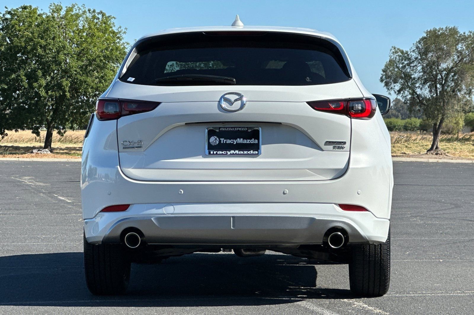New 2025 MAZDA CX-5 Signature image 6