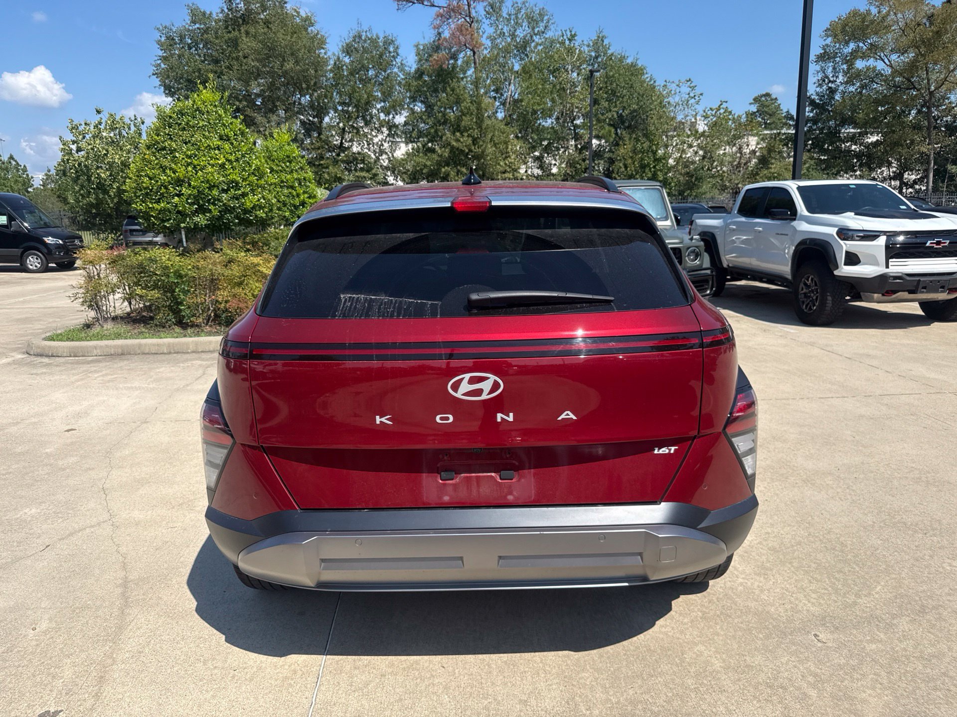 Used 2024 Hyundai Kona Limited FWD image 5