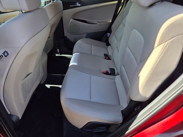Used 2017 Hyundai Tucson SE image 11