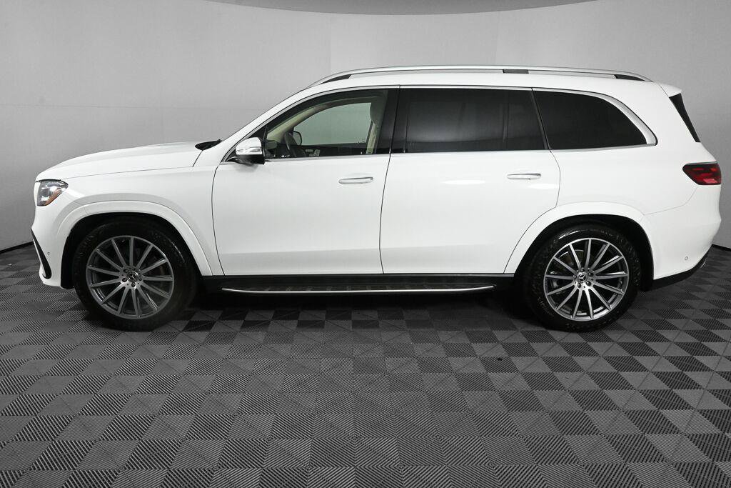 Certified 2024 Mercedes-Benz GLS 450 4MATIC image 3