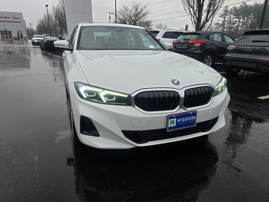 Used 2023 BMW 330i xDrive Sedan w/ Driving Assistance Package image 10