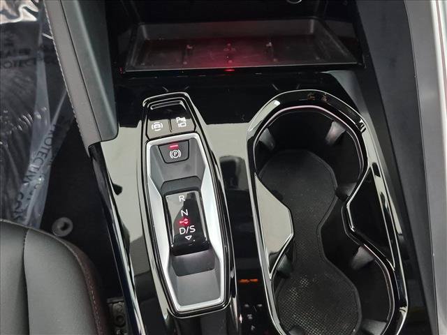 Used 2025 Audi Q5 Premium Plus w/ Premium Plus AWD/4WD image 12
