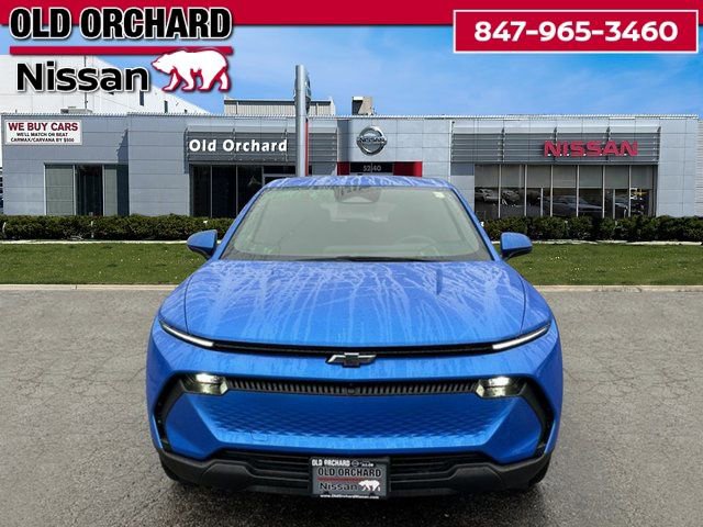 Used 2025 Chevrolet Equinox EV LT w/ Comfort Package image 2