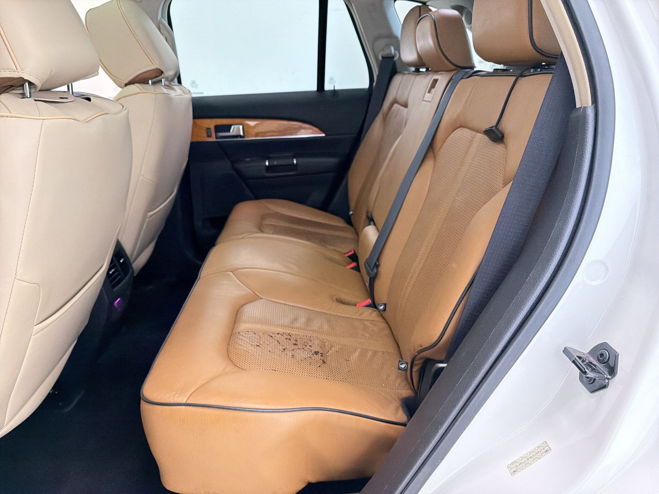 Used 2013 Lincoln MKX FWD image 15