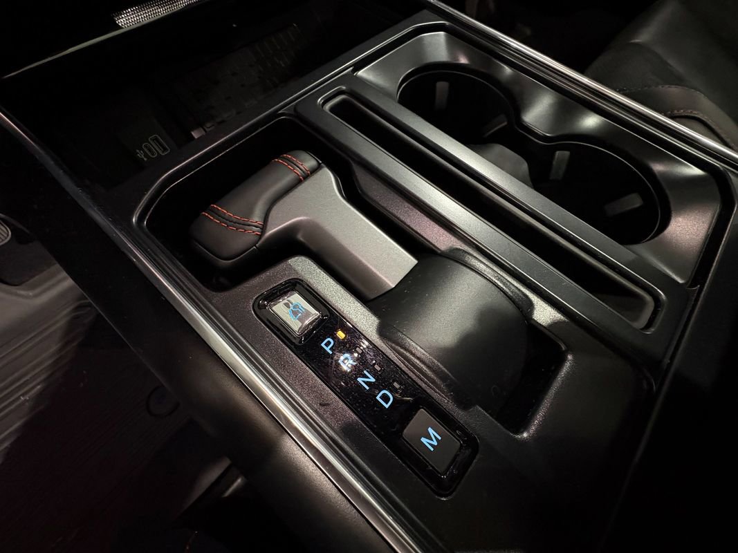 Used 2025 Ford F150 Raptor image 27