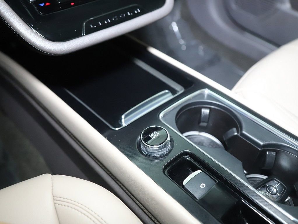 Certified 2022 Lincoln Corsair FWD image 31