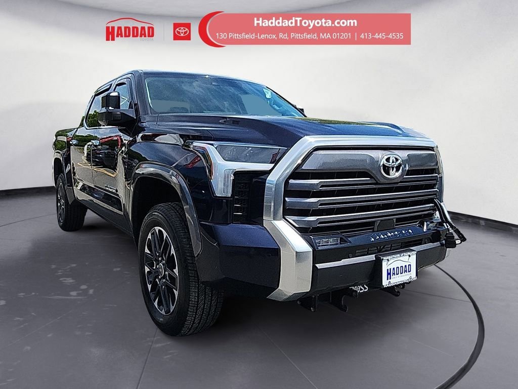 Used 2023 Toyota Tundra Limited w/ Power Package AWD/4WD image 8