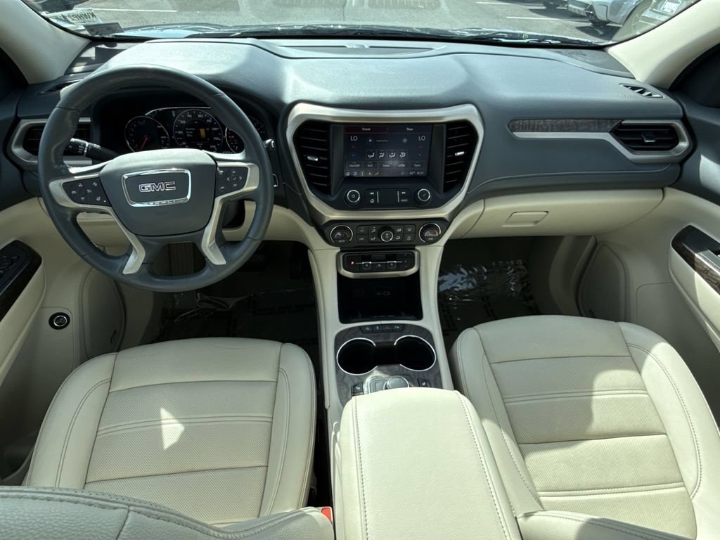 Used 2021 GMC Acadia Denali w/ Denali Technology Package AWD/4WD image 23