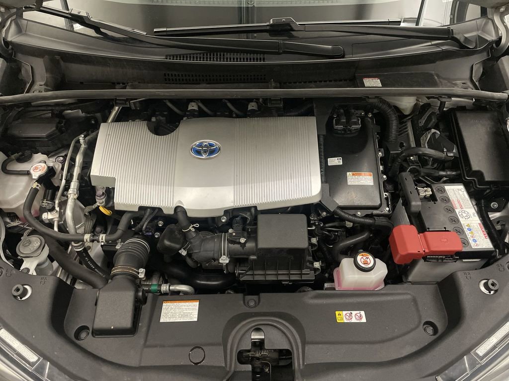 Used 2022 Toyota Prius XLE image 22