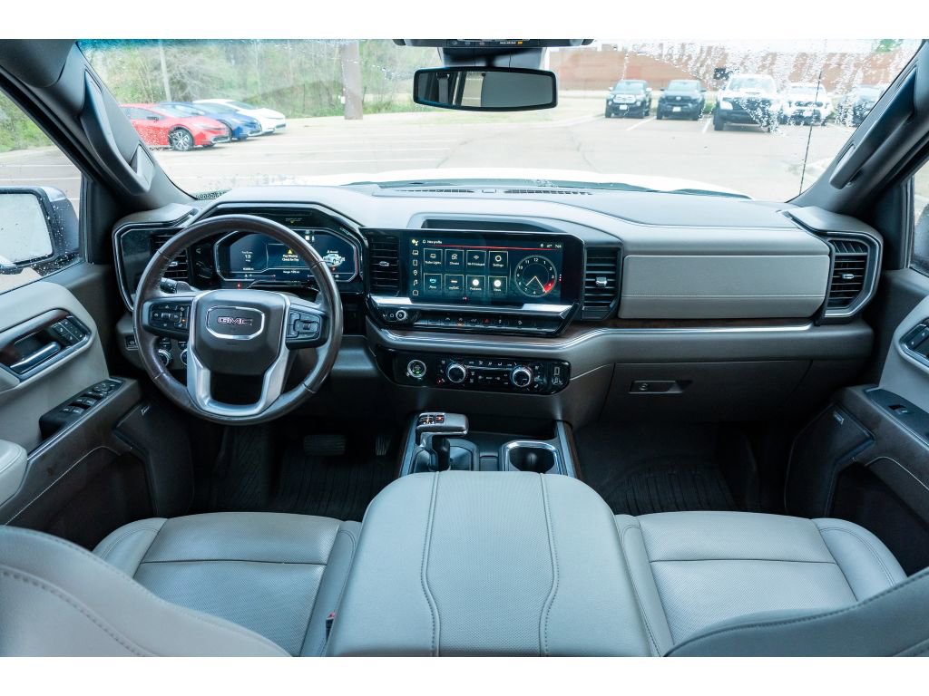 Used 2023 GMC Sierra 1500 SLT w/ SLT Premium Package AWD/4WD image 18