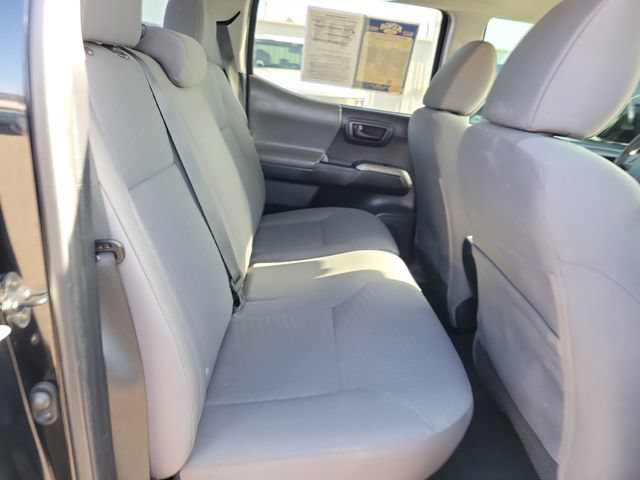 Used 2022 Toyota Tacoma SR5 AWD/4WD image 29