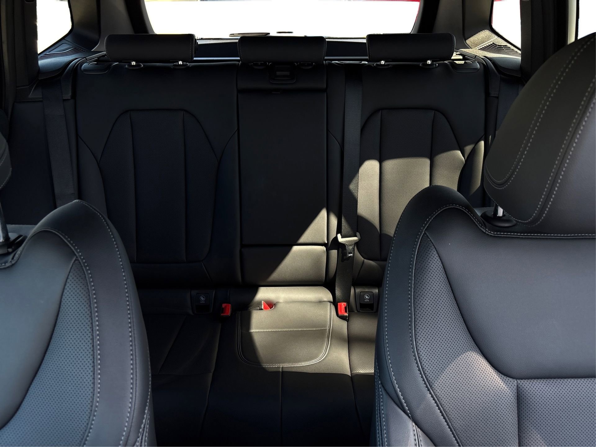 Used 2024 BMW X3 xDrive30i w/ Premium Package image 17