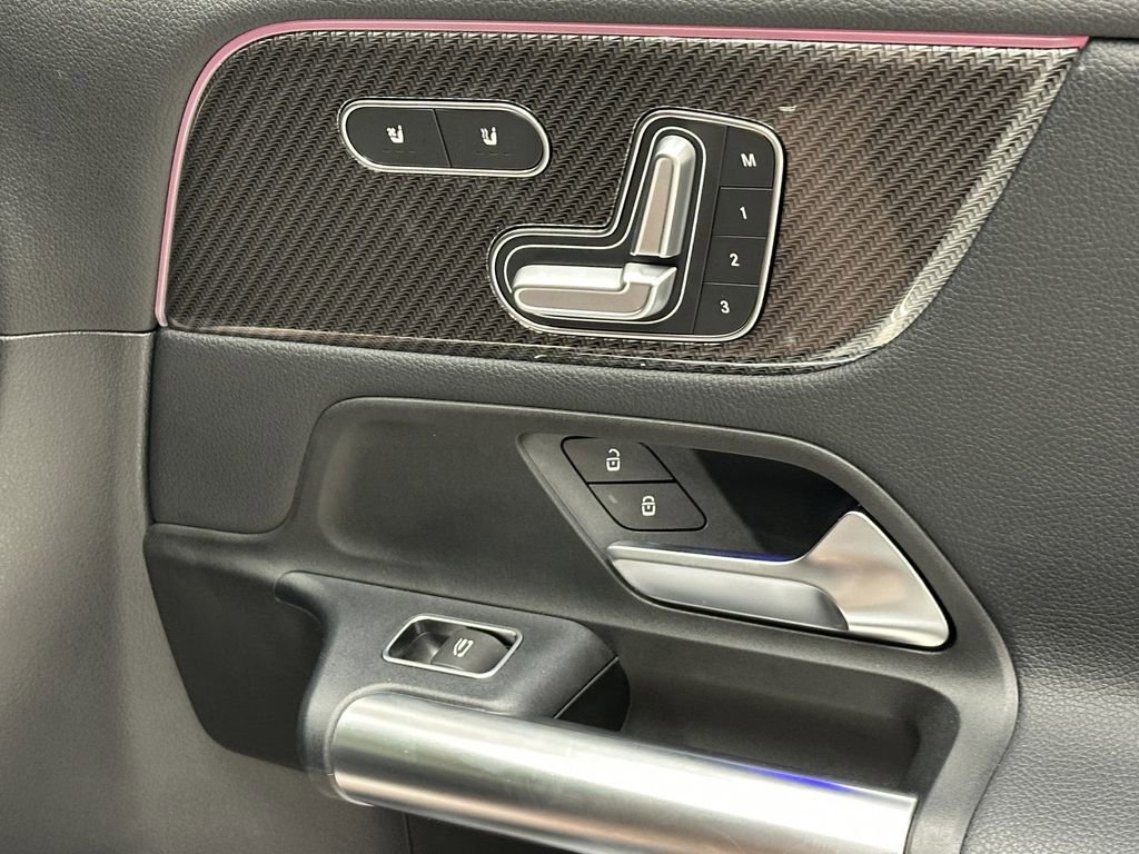 Certified 2022 Mercedes-Benz GLA 35 AMG 4MATIC image 17