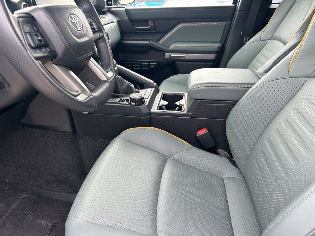 Certified 2025 Toyota 4Runner Trailhunter AWD/4WD image 11