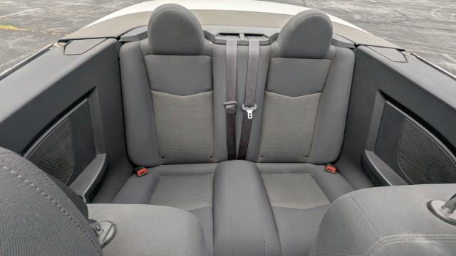 Used 2010 Chrysler Sebring Touring FWD image 20