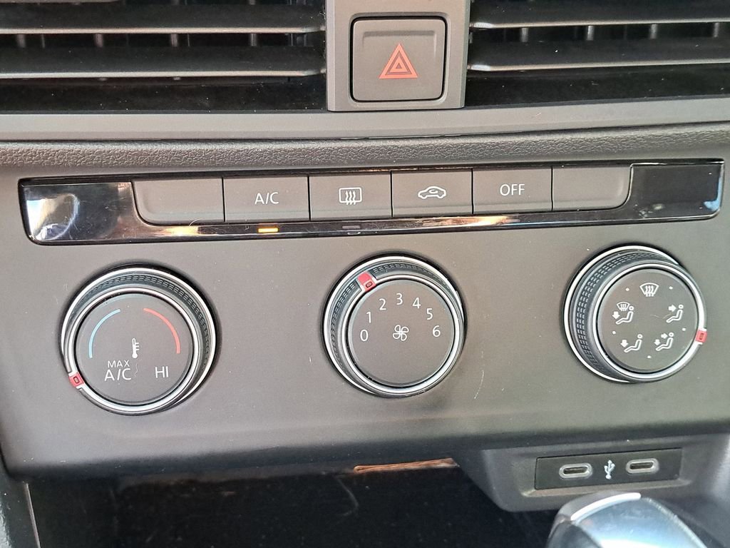 Used 2020 Volkswagen Jetta S image 21