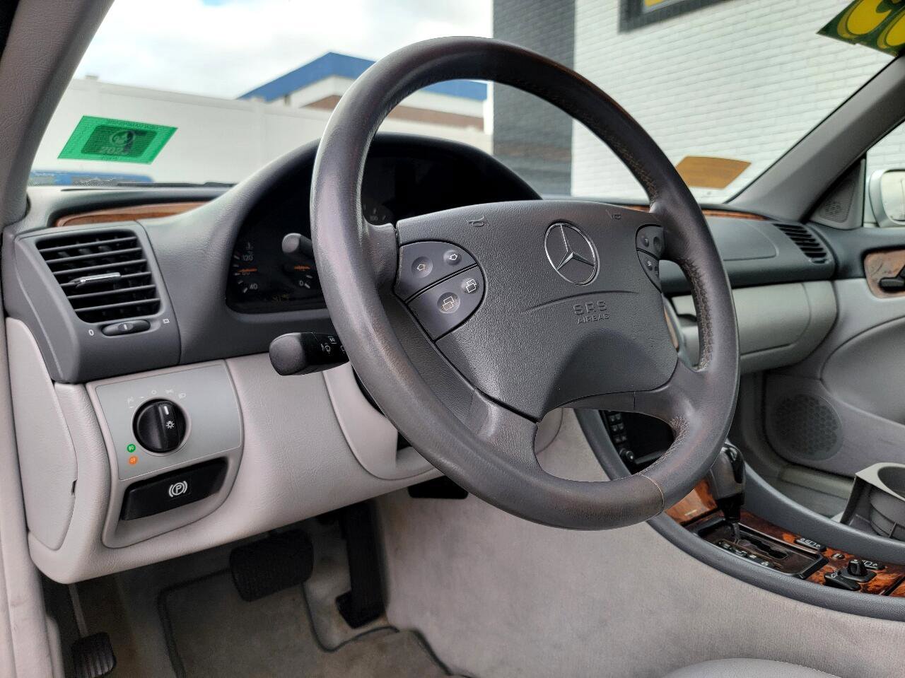 Used 2003 Mercedes-Benz CLK 320 Cabriolet image 17