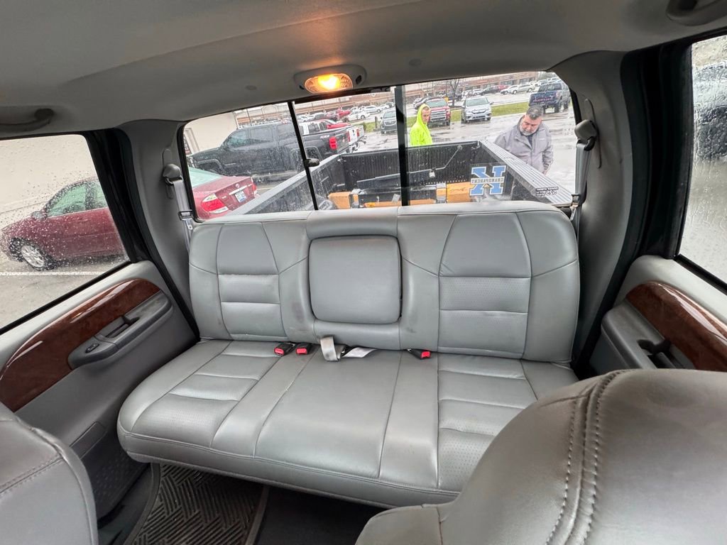 Used 2003 Ford F250 Lariat image 12