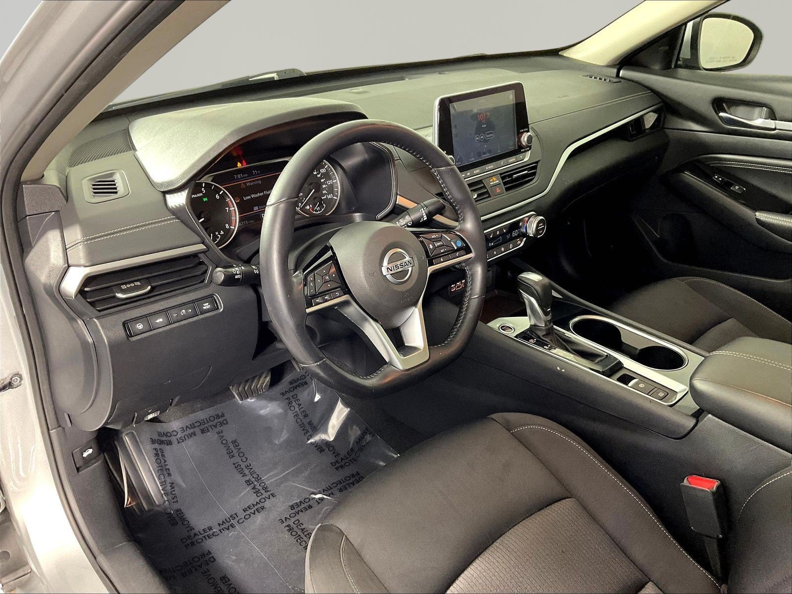 Used 2020 Nissan Altima 2.5 SV FWD image 16