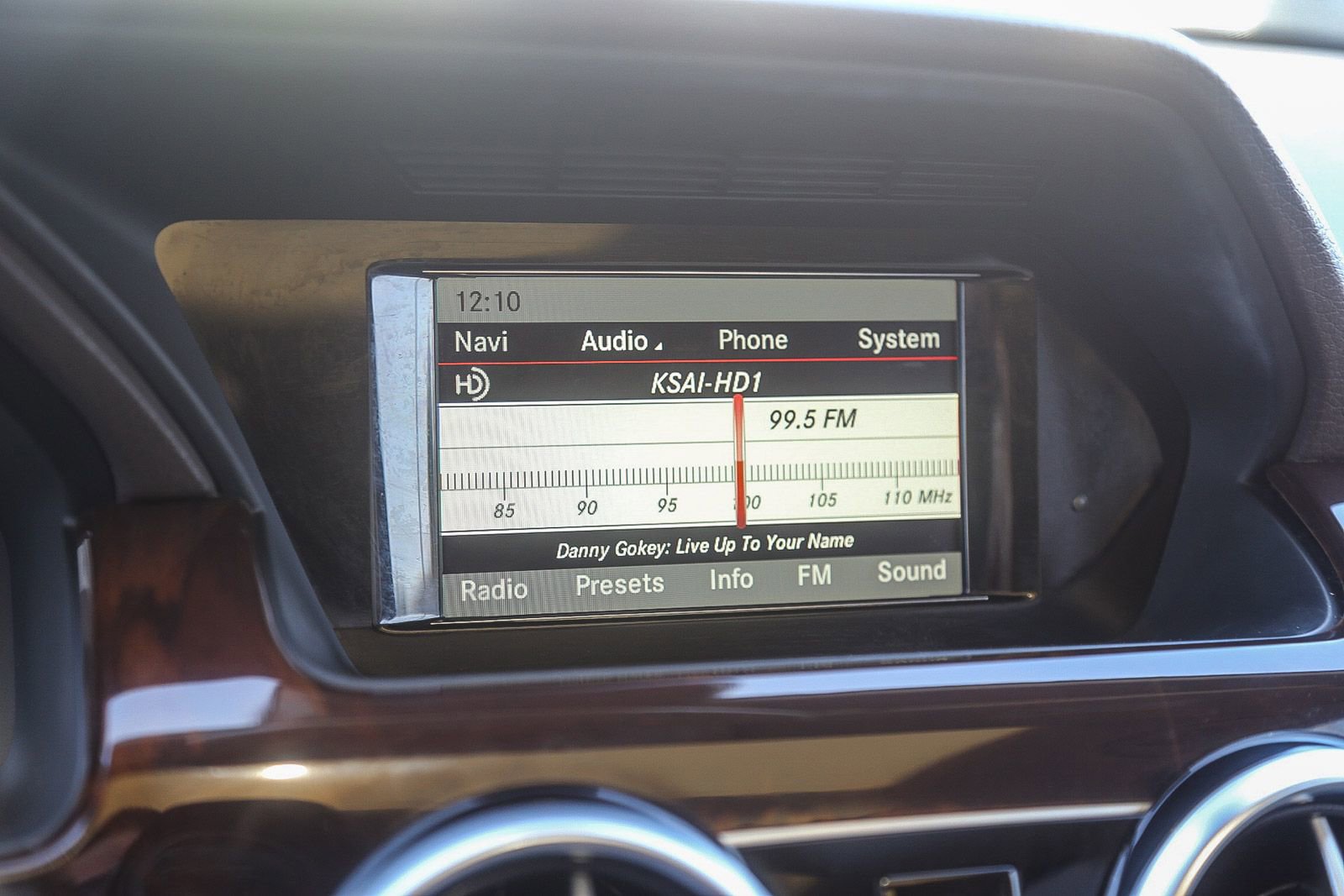 Used 2015 Mercedes-Benz GLK 350 2WD image 25