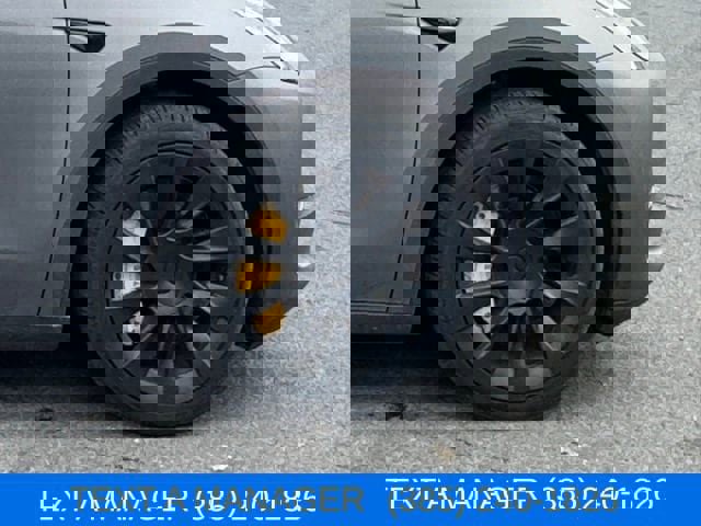 Used 2023 Tesla Model Y Long Range image 4