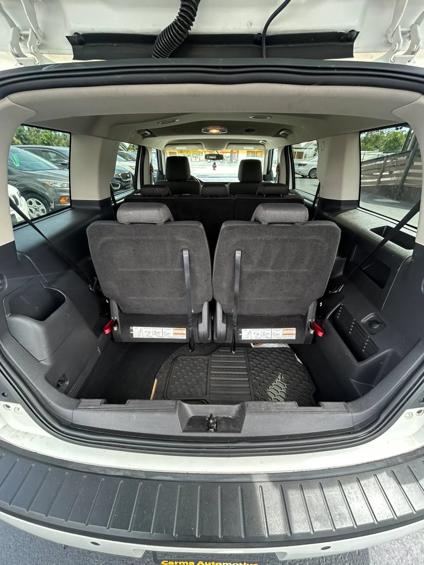 Used 2010 Ford Flex SE FWD image 17