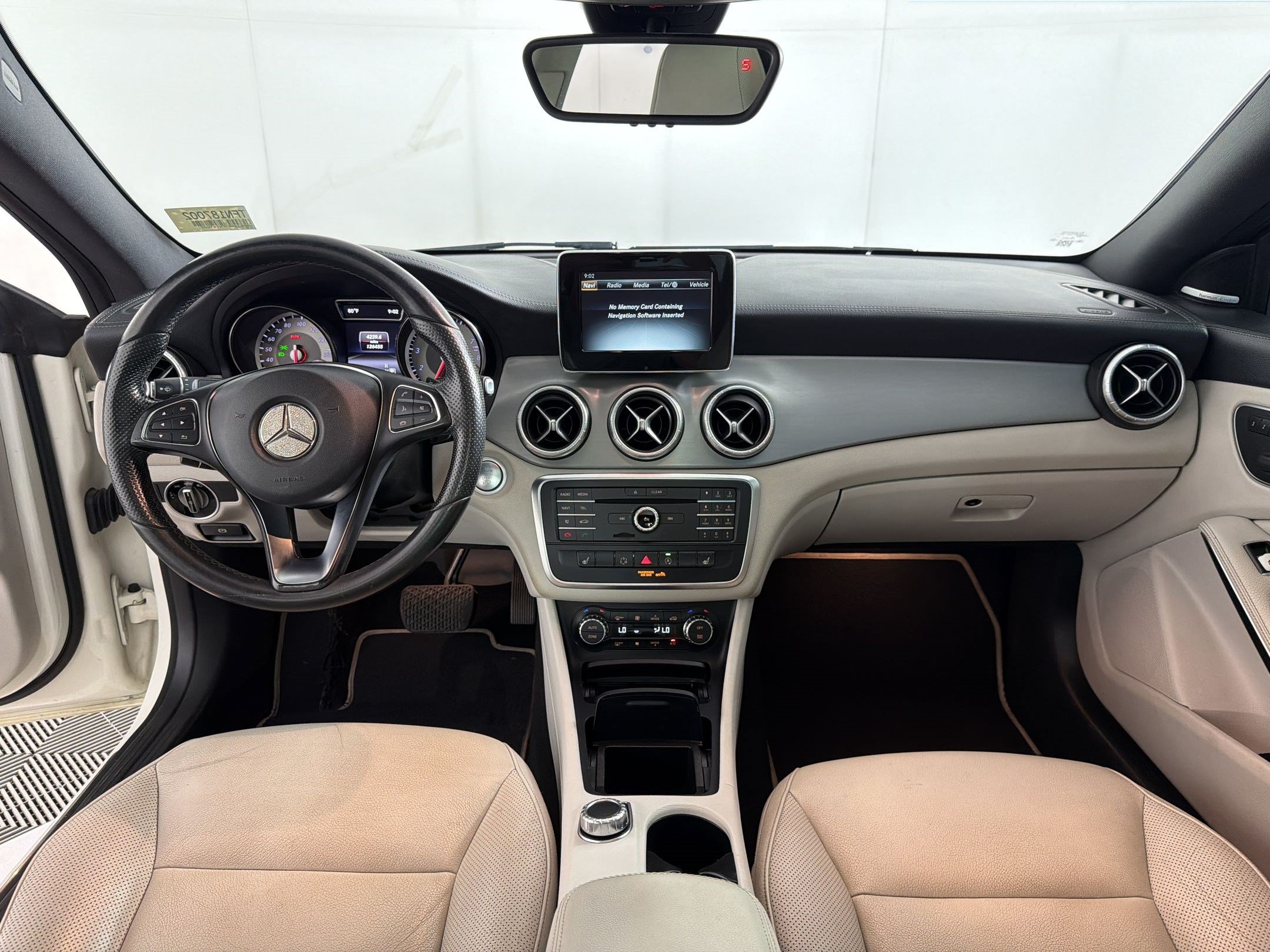 Used 2015 Mercedes-Benz CLA 250 4MATIC image 16