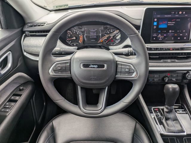 Used 2022 Jeep Compass Latitude image 19