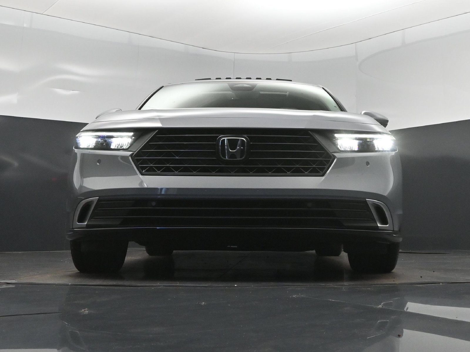 Used 2025 Honda Accord Touring image 45