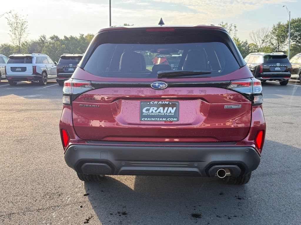Used 2025 Subaru Forester Touring AWD/4WD image 6