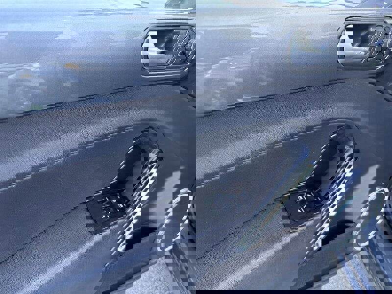 Used 2015 Volkswagen Beetle 1.8T image 25