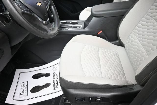 Used 2021 Chevrolet Equinox LS w/ LS Convenience Package FWD image 9