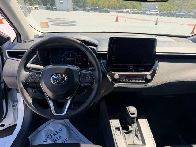 Certified 2026 Toyota Corolla Cross LE AWD/4WD image 16