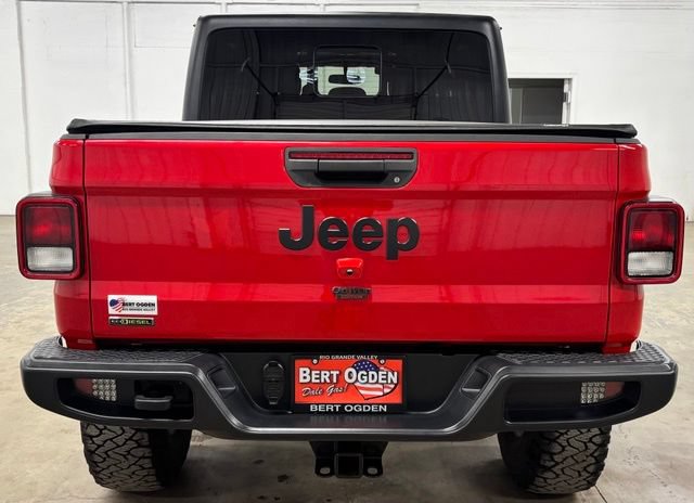 Used 2022 Jeep Gladiator Sport AWD/4WD image 5