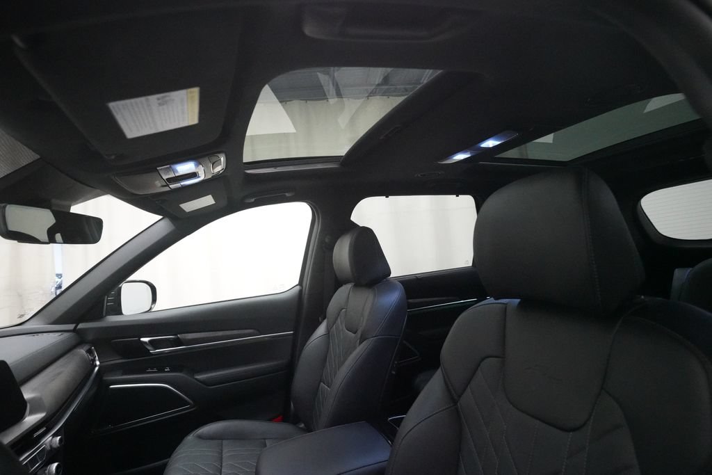 Used 2025 Kia Telluride SX X-Line AWD/4WD image 32