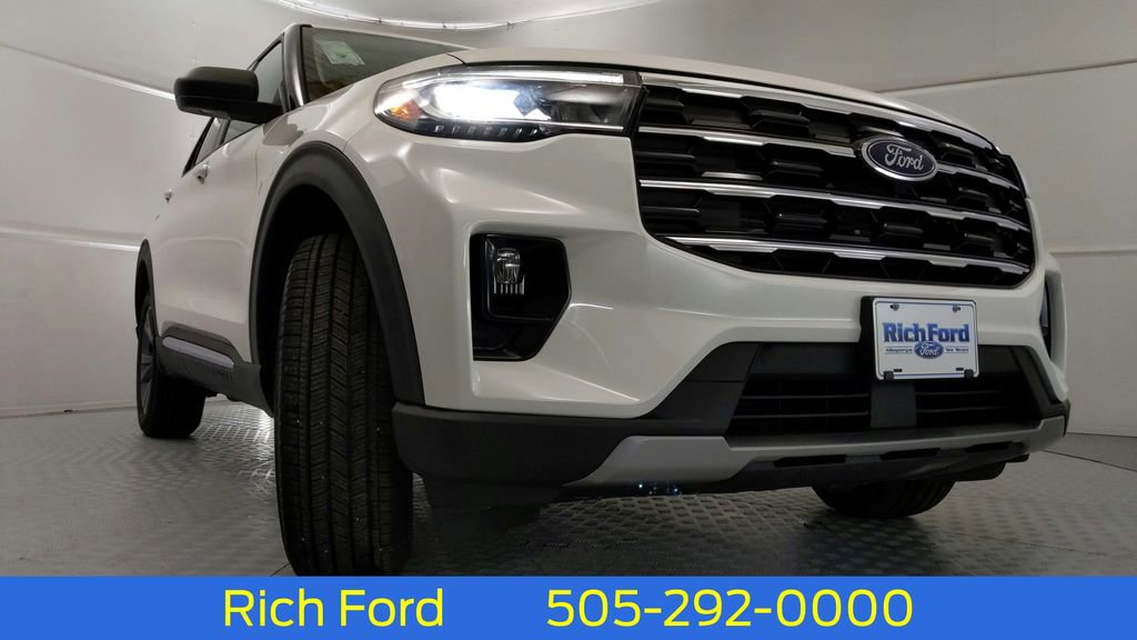 New 2025 Ford Explorer Active w/ Active Comfort Package image 42