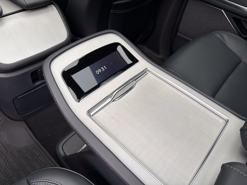 New 2027 Lincoln Navigator Reserve w/ Jet Appearance Package AWD/4WD image 59