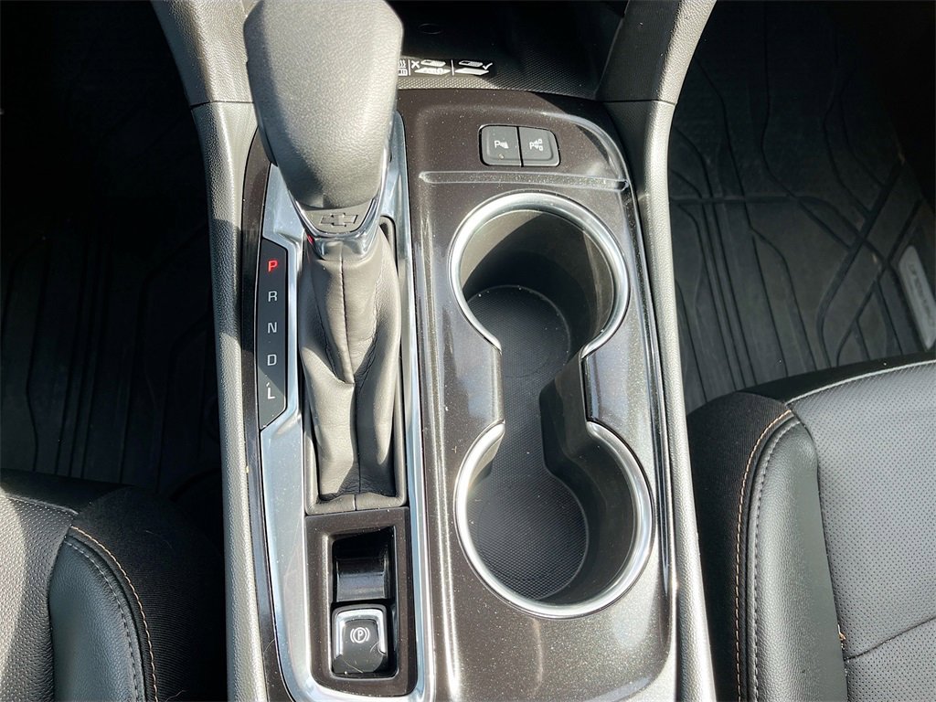 Used 2024 Chevrolet Equinox Premier image 17