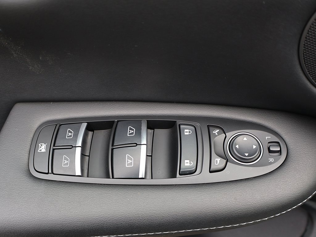 Used 2023 INFINITI QX50 Luxe image 42