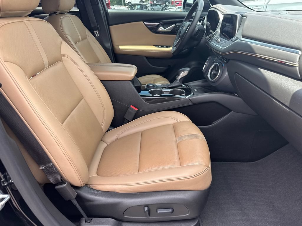 Used 2022 Chevrolet Blazer Premier w/ Enhanced Convenience Package FWD image 14