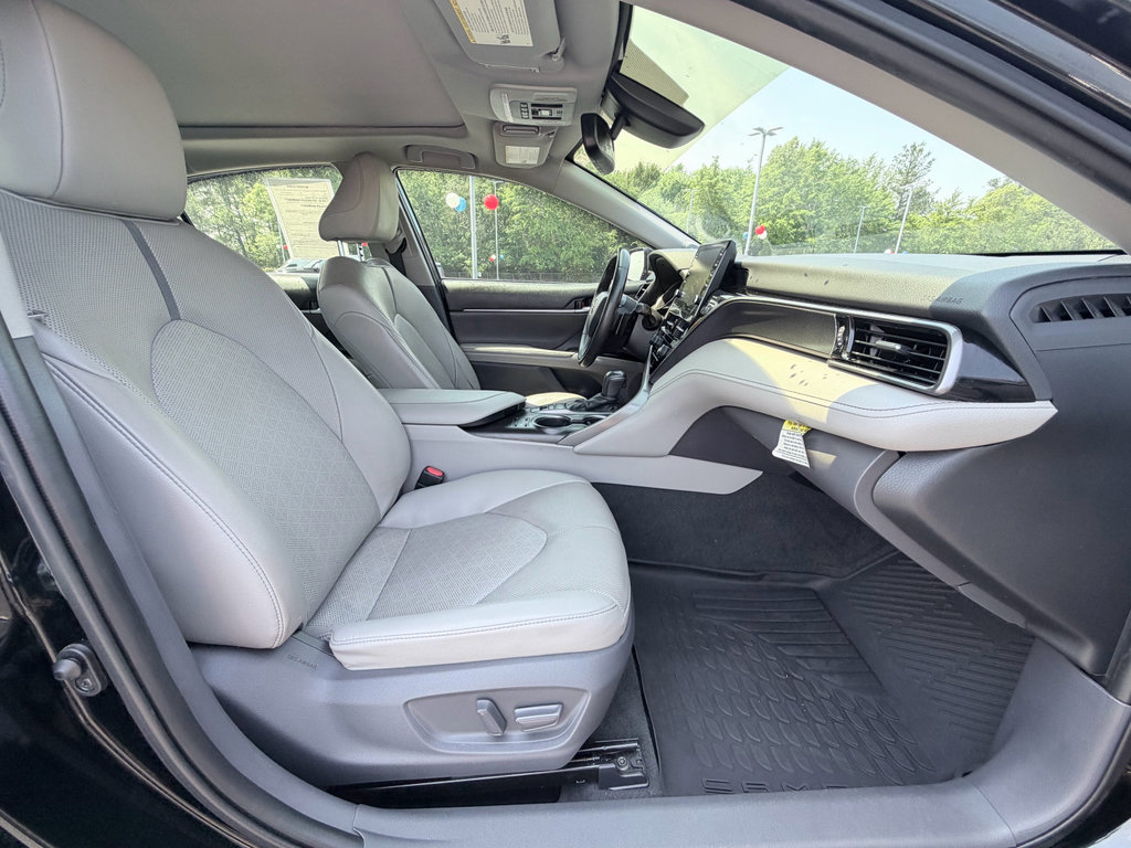 Used 2021 Toyota Camry XSE w/ Navigation Package FWD image 22