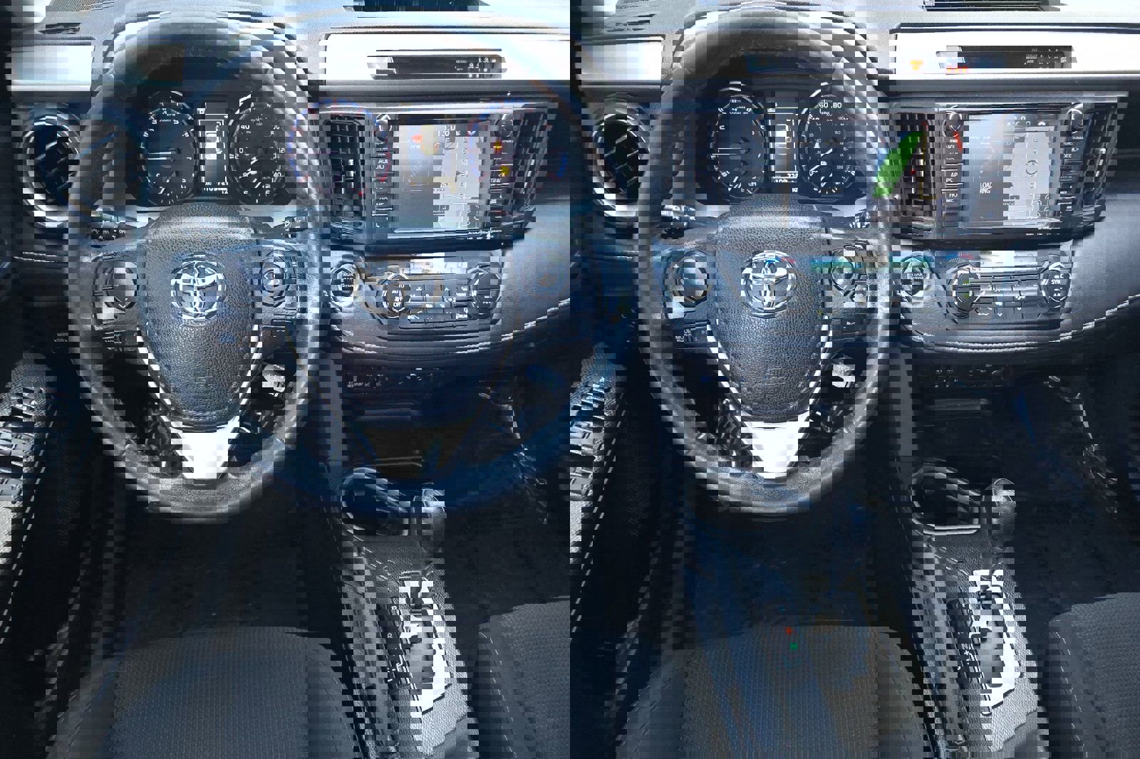 Used 2018 Toyota RAV4 Adventure image 15