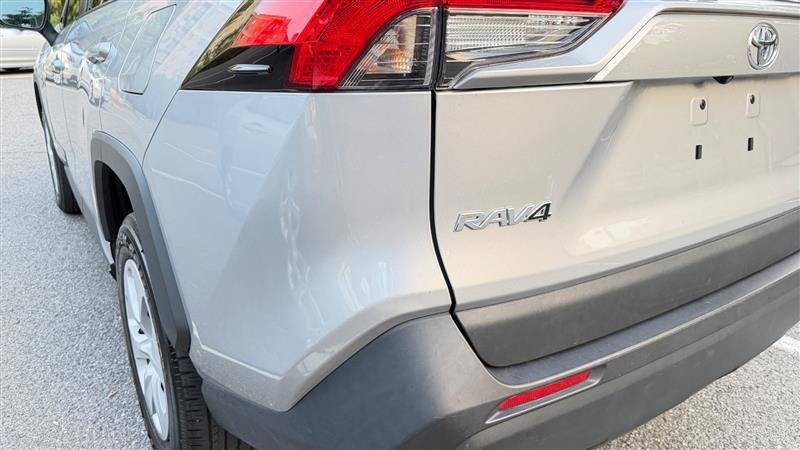 Used 2025 Toyota RAV4 LE AWD/4WD image 36