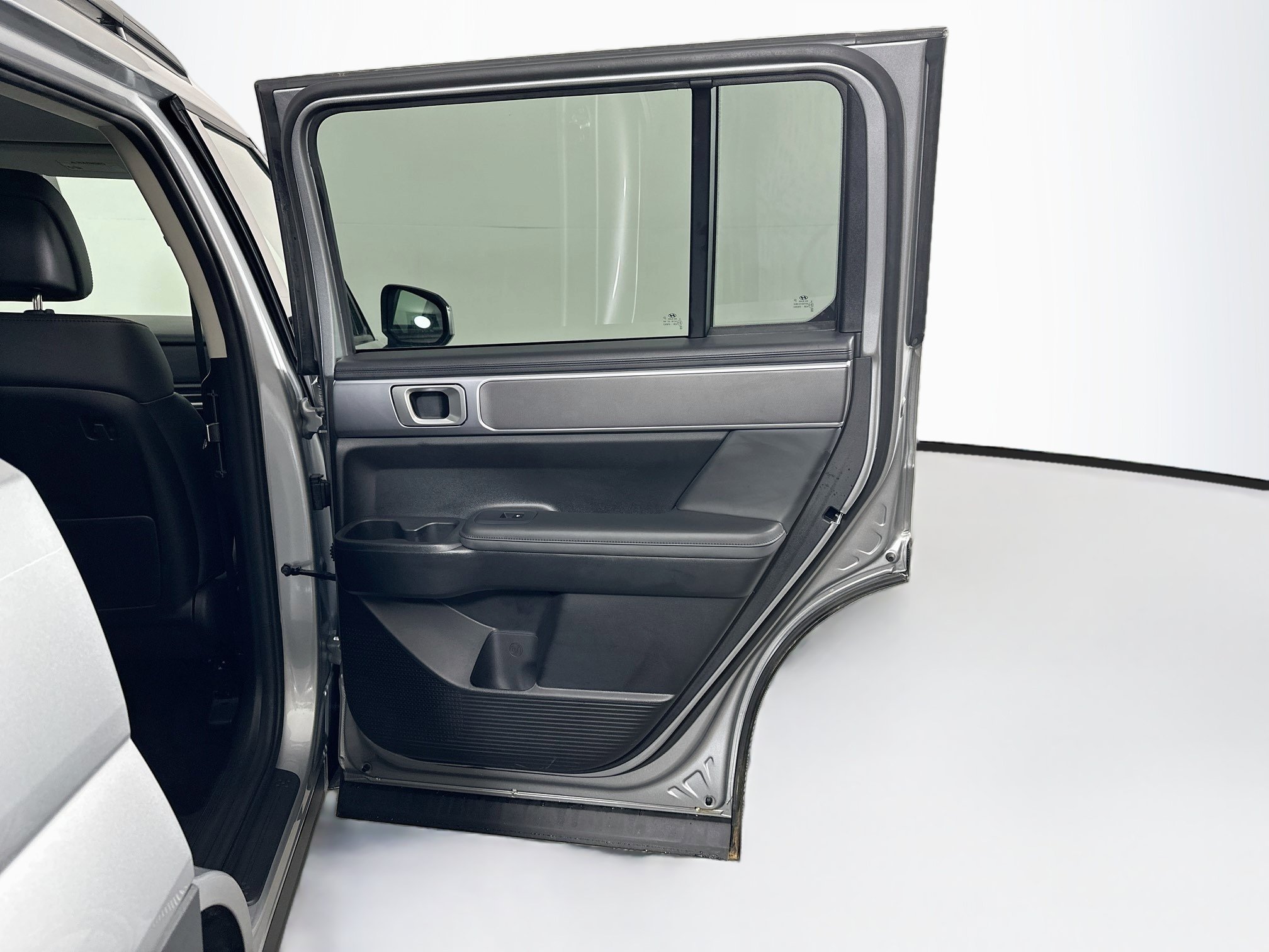 Used 2026 Hyundai Santa Fe SEL FWD image 30