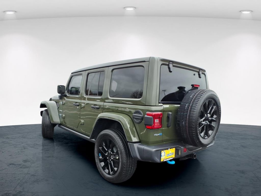 Used 2023 Jeep Wrangler Unlimited Sahara image 11