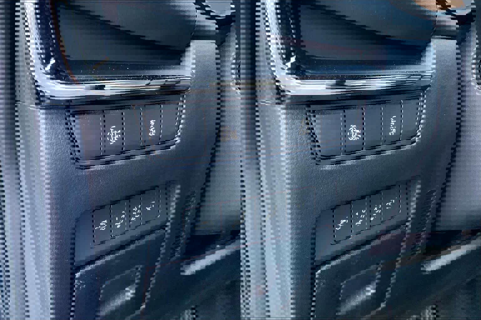 Used 2025 MAZDA MAZDA3 s image 27