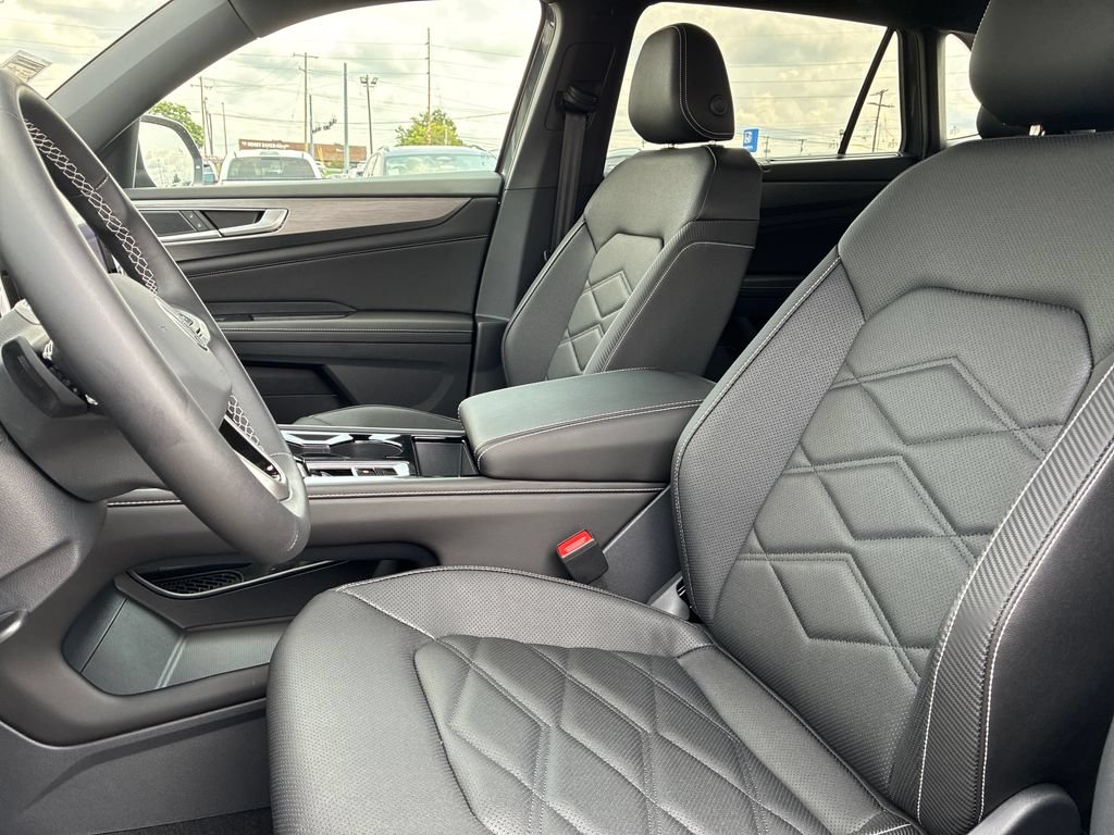 New 2026 Volkswagen Atlas Cross Sport SE AWD/4WD image 11