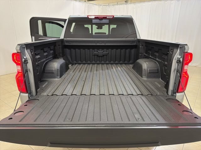 New 2026 Chevrolet Silverado 1500 LTZ w/ Technology Package AWD/4WD image 23