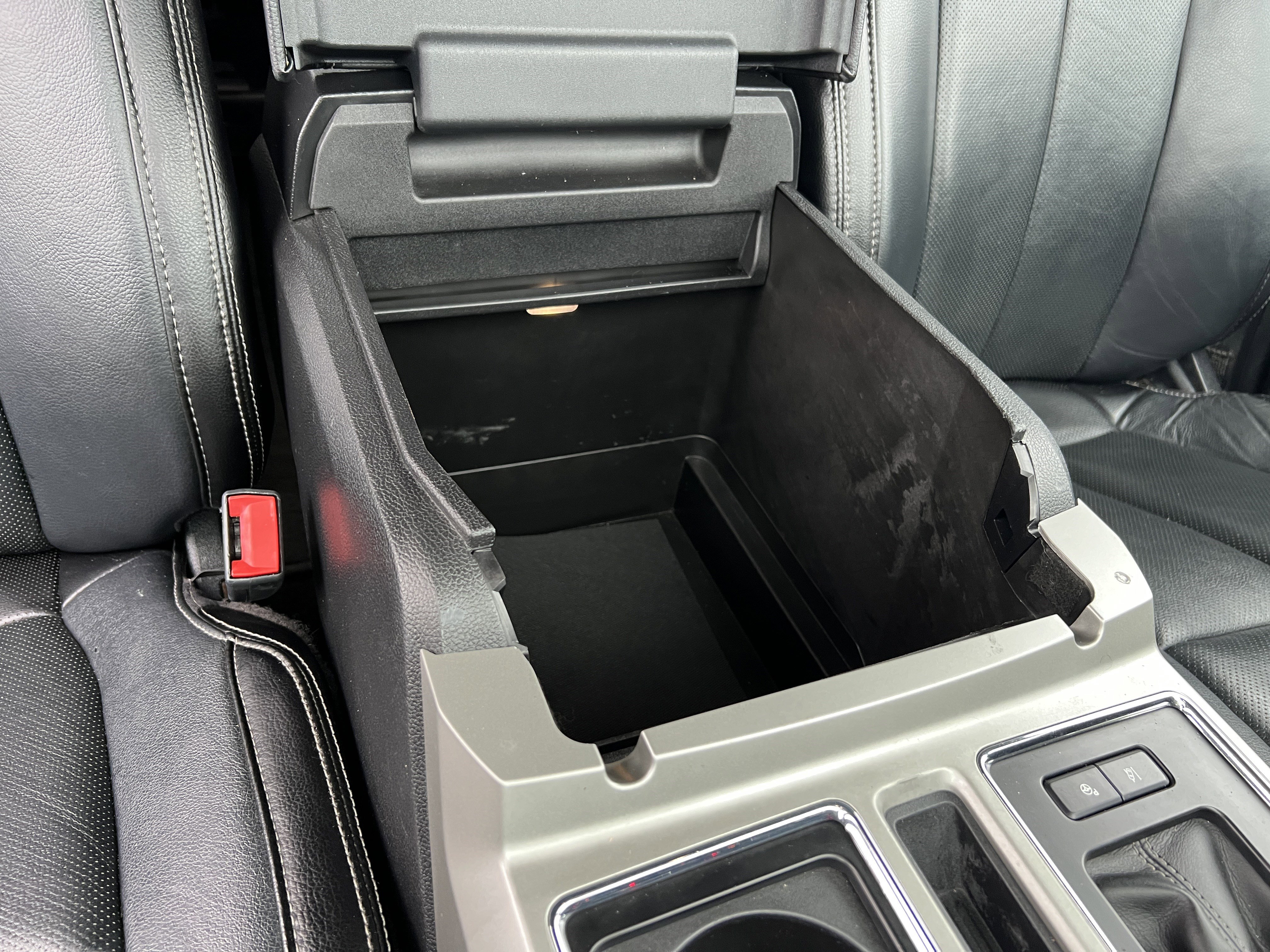 Used 2018 Ford F150 Lariat w/ Equipment Group 502A Luxury image 22